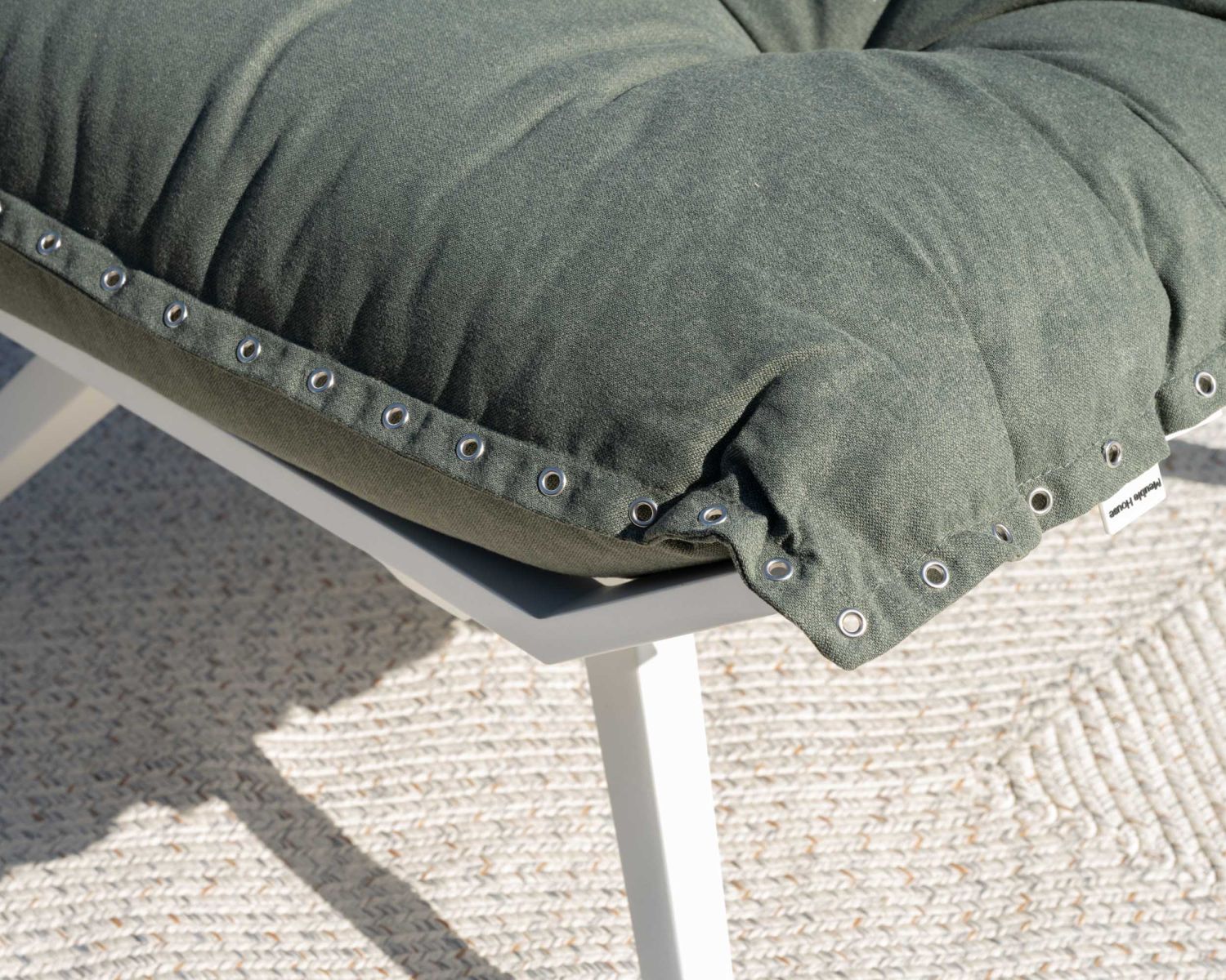 Poltrona da giardino ultraconfortevole "Lisca" in tessuto verde kaki con poggiapiedi modulare