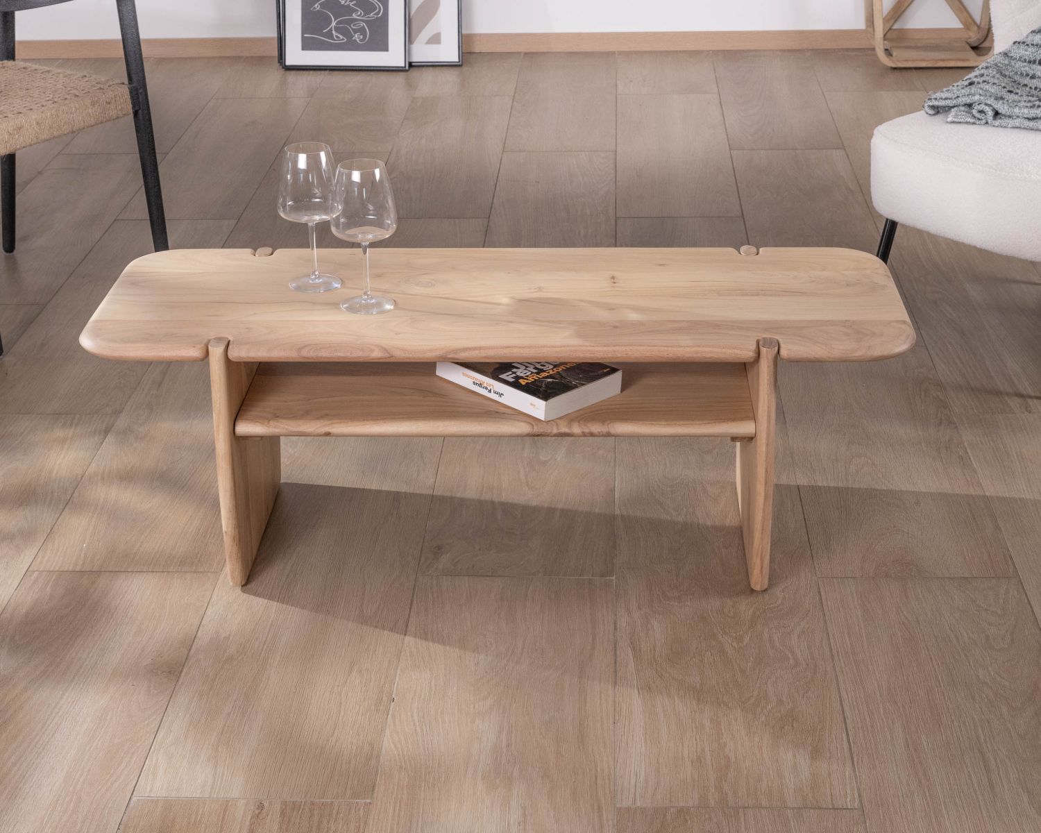 Tavolino di design in pura acacia "Trudy" 120 cm con nicchia