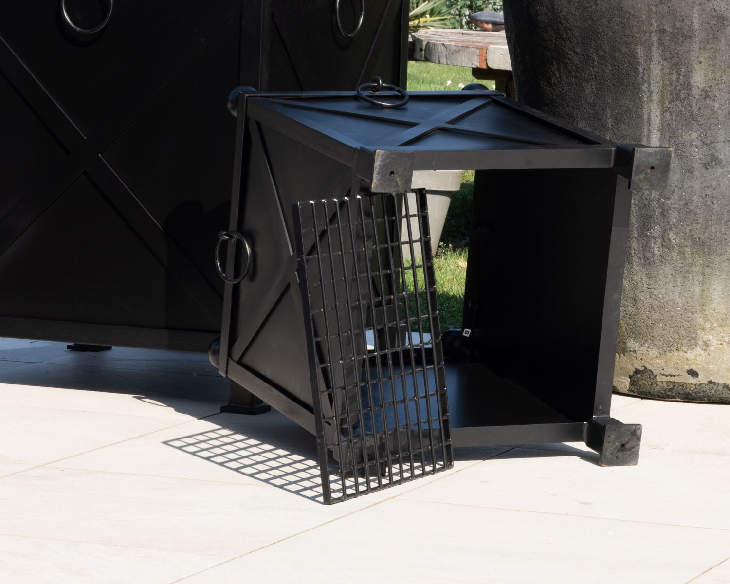 Portavaso decorativo "Gardenia" grande 65 cm in metallo nero