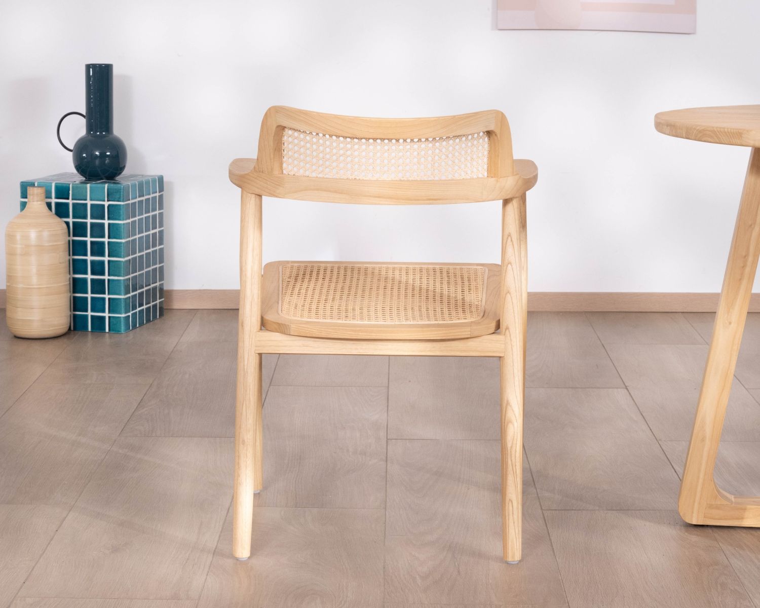Sedia da pranzo con braccioli dal design essenziale "Vogue" in legno di sungkai