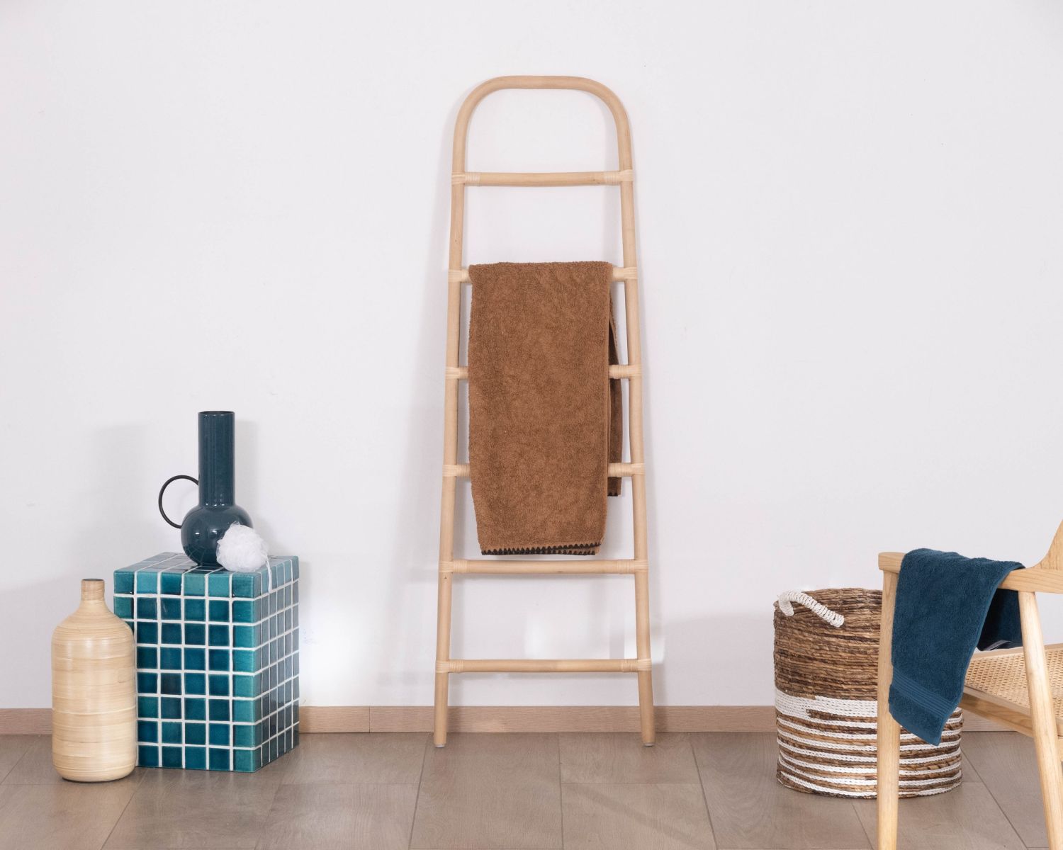 Scala in rattan naturale "Solira"