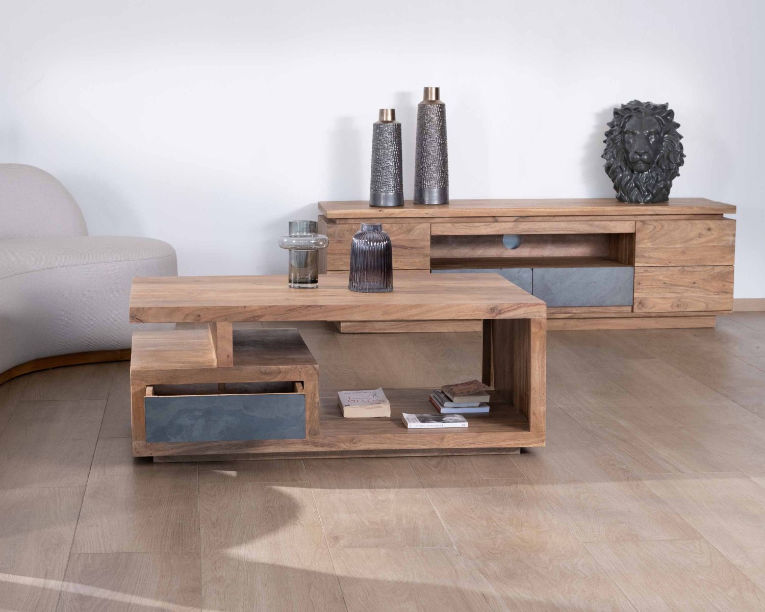 Tavolino rettangolare contemporaneo "Paguera" 120x70cm in legno massiccio di acacia