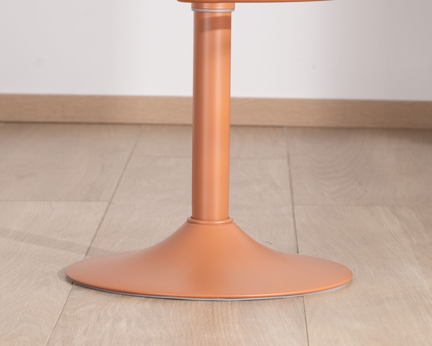 Set di 2 sgabelli da bar Juo in legno e metallo terracotta regolabili in altezza