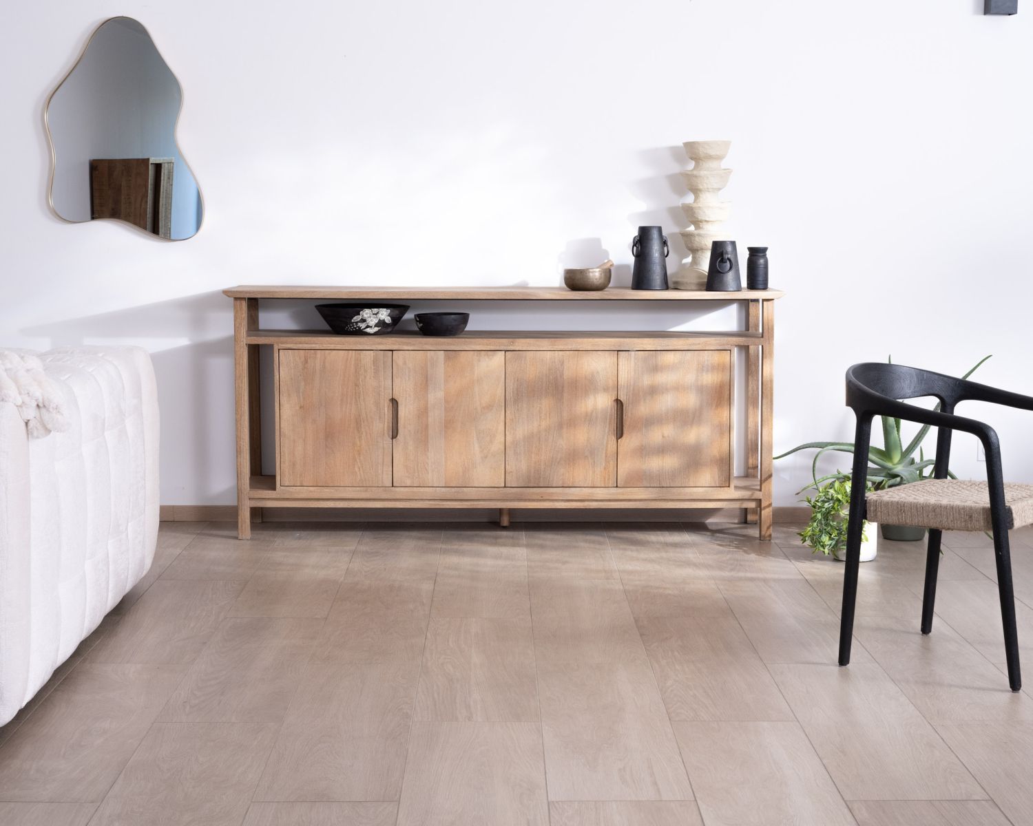 Credenza a 4 ante in stile Japandi in mango massiccio "Haya" 200 cm