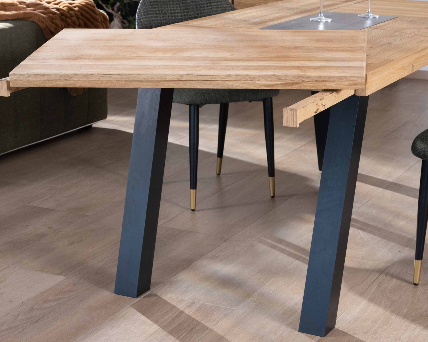 Tavolo da pranzo rettangolare contemporaneo "Cubo", 1,80 m, pino spazzolato