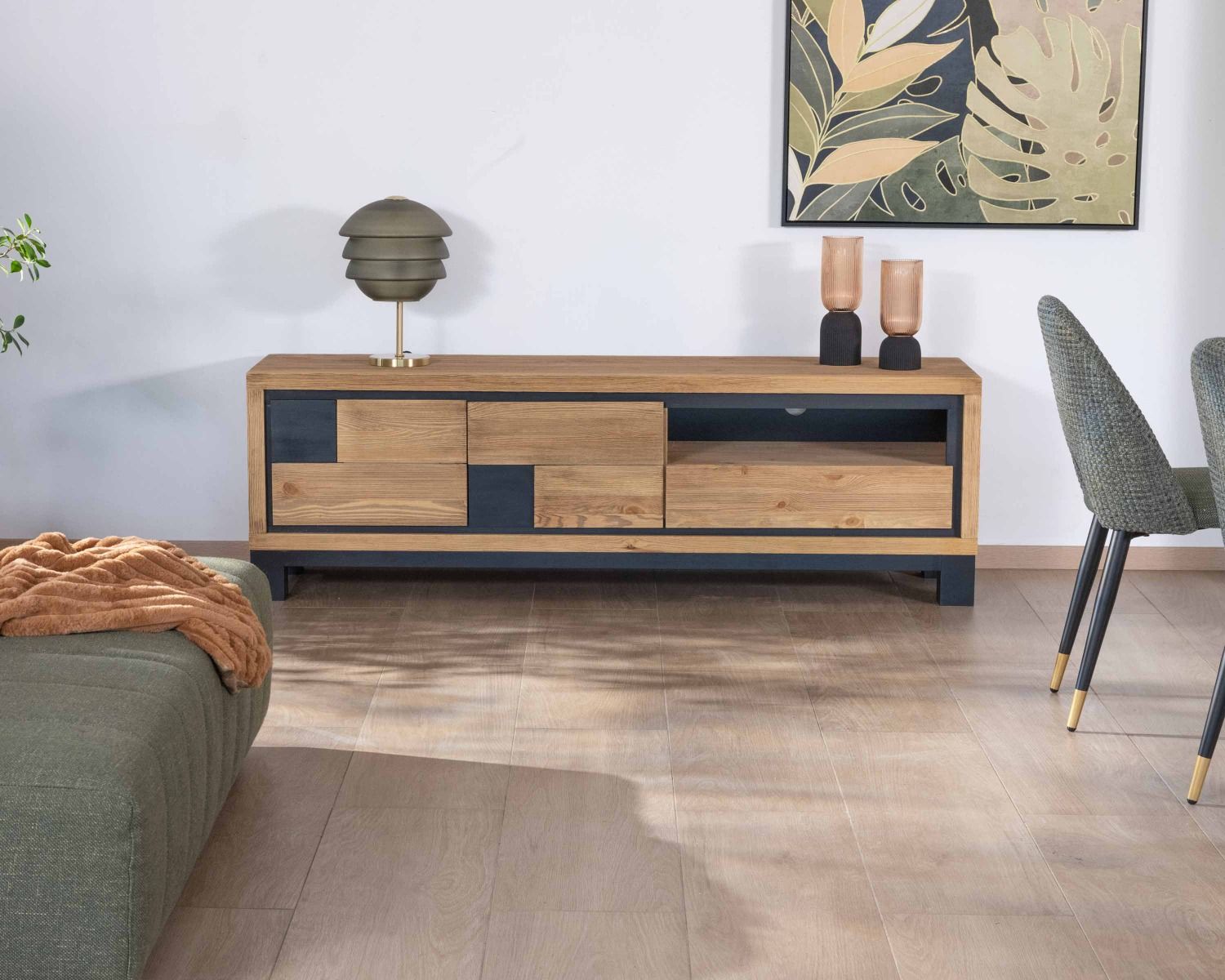 Mobile TV "Cubo" da 175 cm con frontale in pino spazzolato e motivo quadrato nero contemporaneo