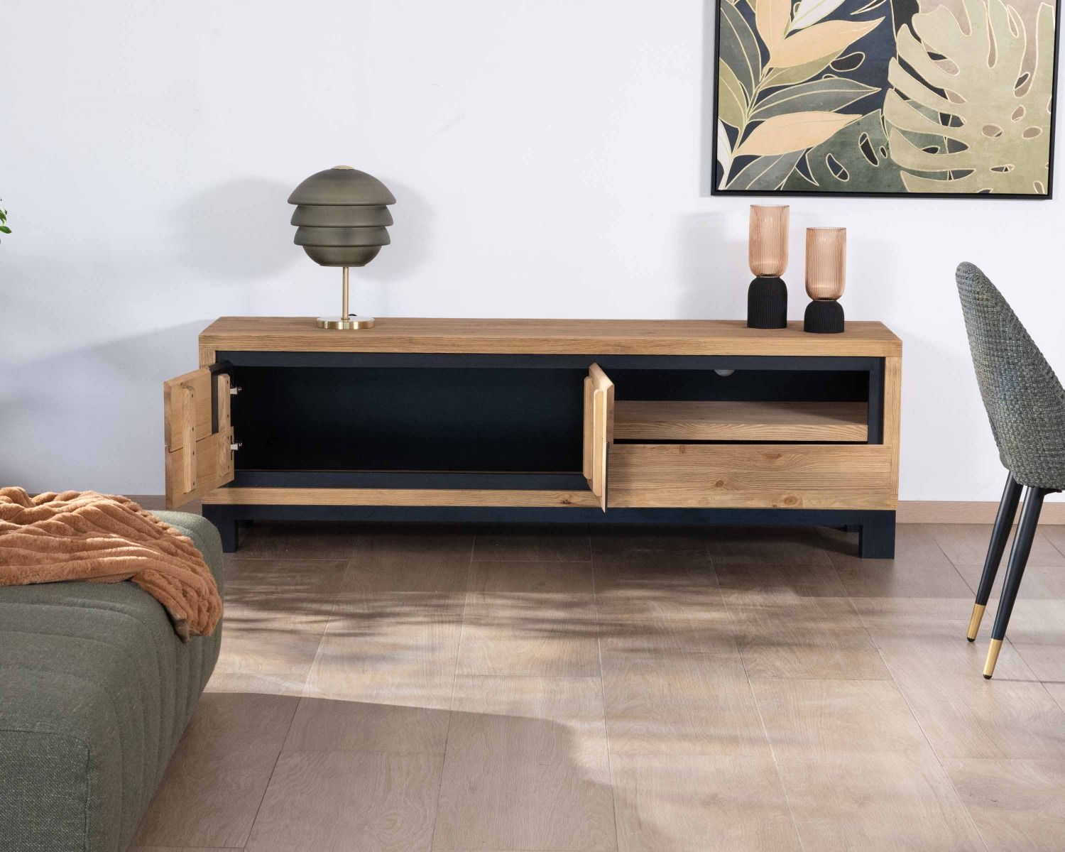 Mobile TV "Cubo" da 175 cm con frontale in pino spazzolato e motivo quadrato nero contemporaneo