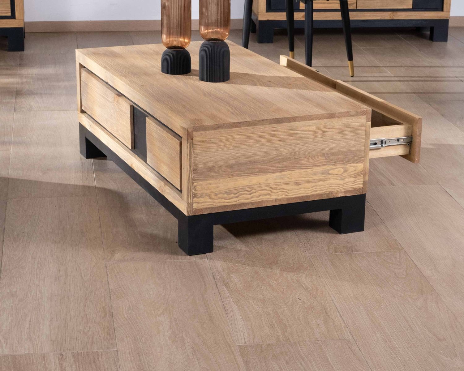 Tavolino contemporaneo "Cubo" a 1 cassetto in pino spazzolato con gambe nere