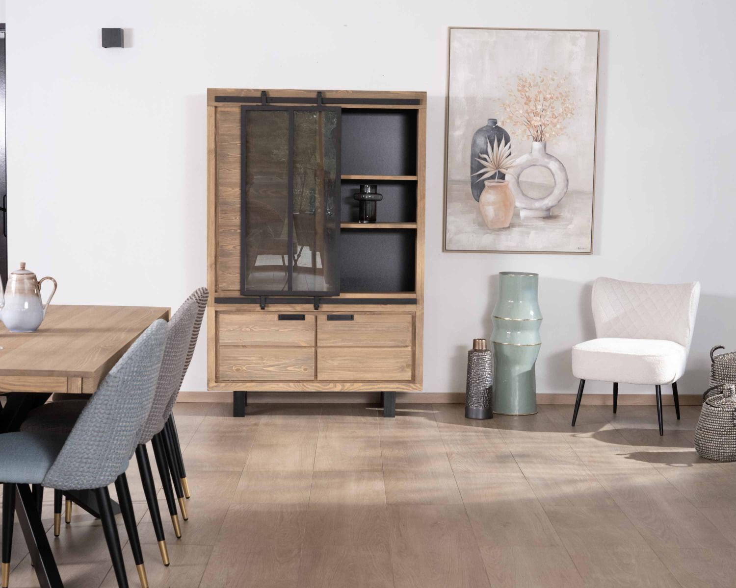 Vetrina "Tolf" in pino massiccio spazzolato con anta scorrevole in vetro