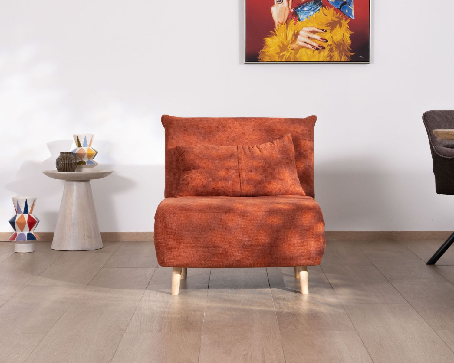 Poltrona di design scandinavo in tessuto terracotta "Folda" trasformabile in letto occasionale