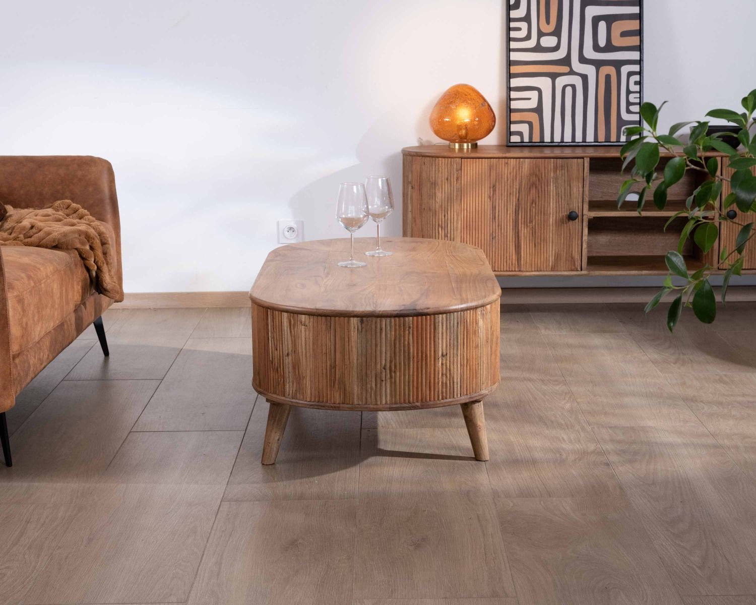 Tavolino rotondo "Boomer" in acacia vintage design