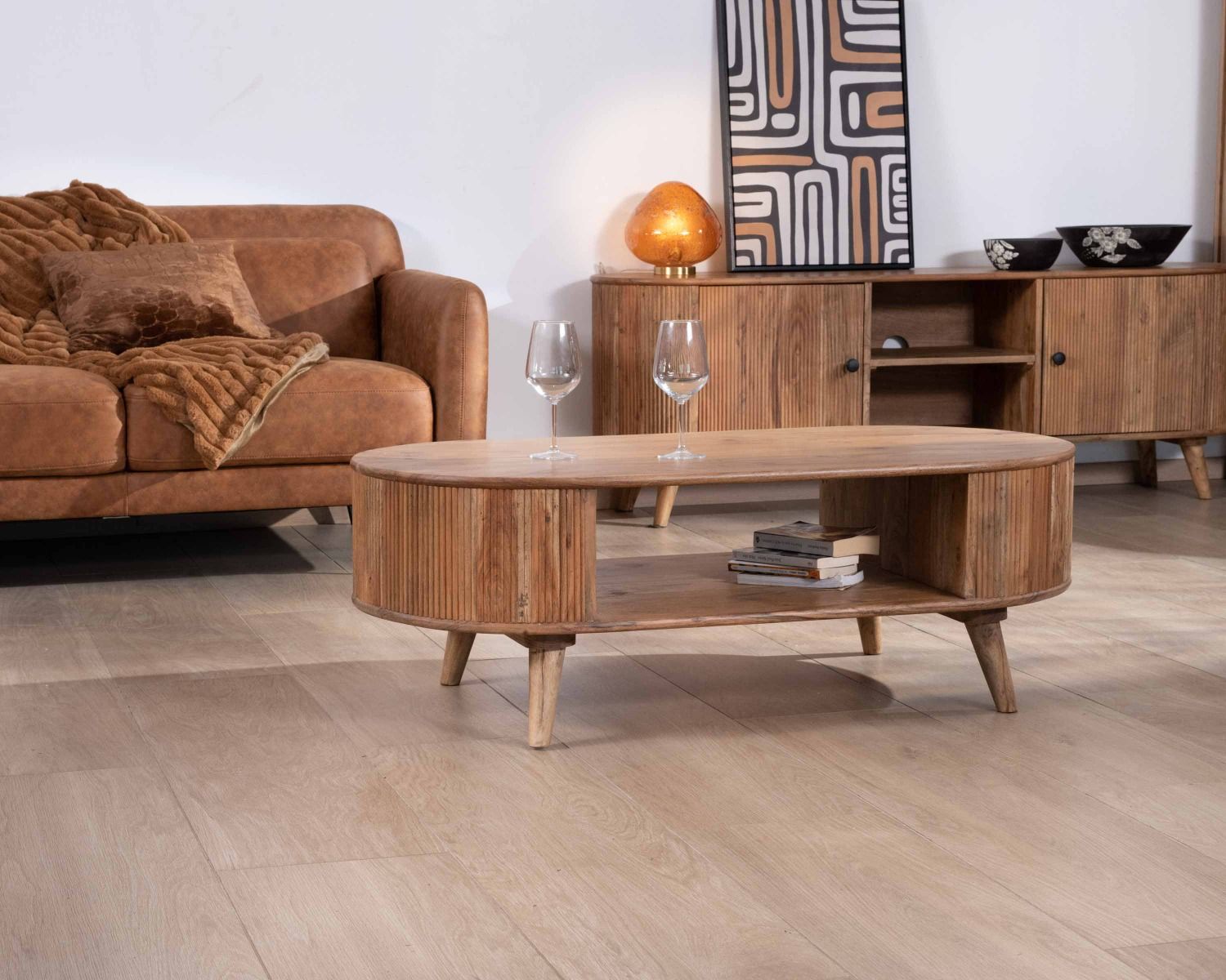 Tavolino rotondo "Boomer" in acacia vintage design