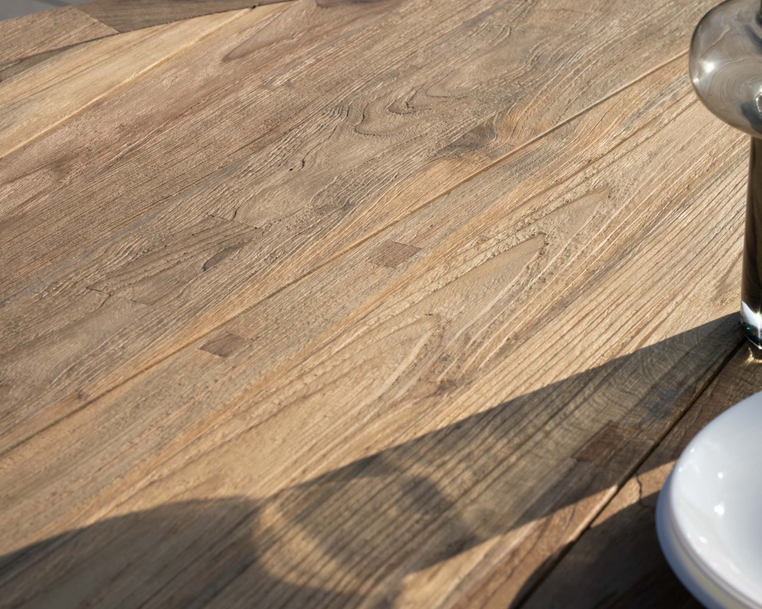 Tavolo da giardino rotondo "Ozone" in teak con gambe trasversali in alluminio, 150 cm