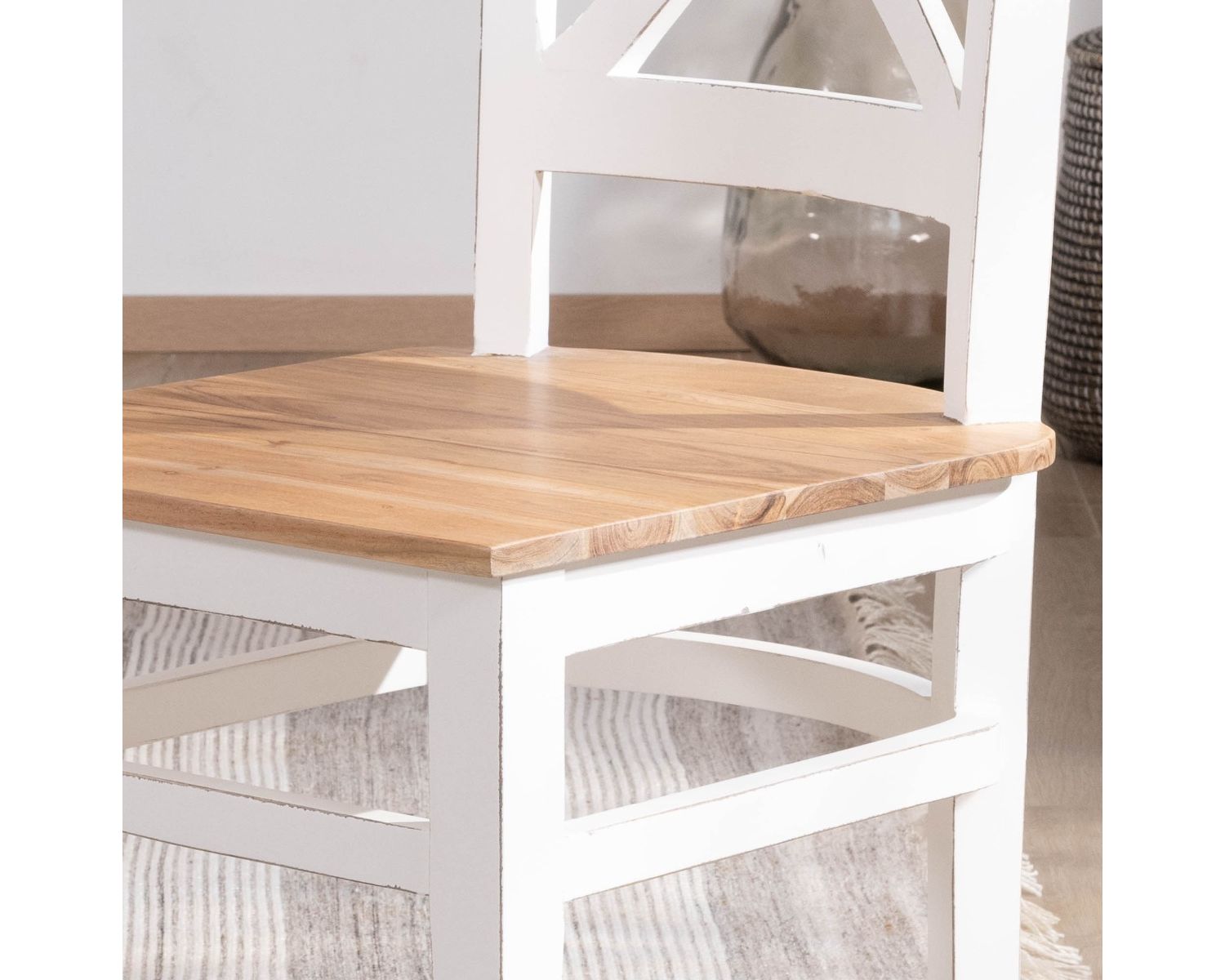 Set di due sedie da pranzo in acacia massiccia "Trégastel", finitura naturale e bianca