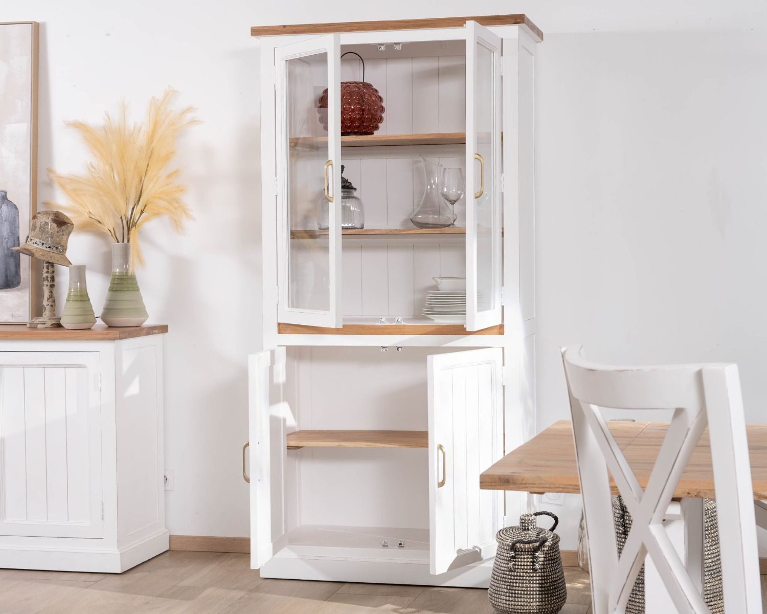 Piccola cristalliera in acacia bianca "Trégastel" con ante in vetro