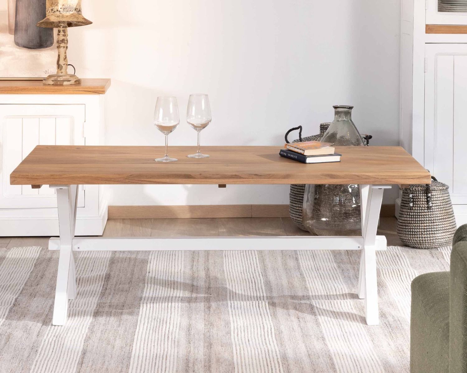 Tavolino rettangolare in acacia "Trégastel" con gambe bianche in stile country