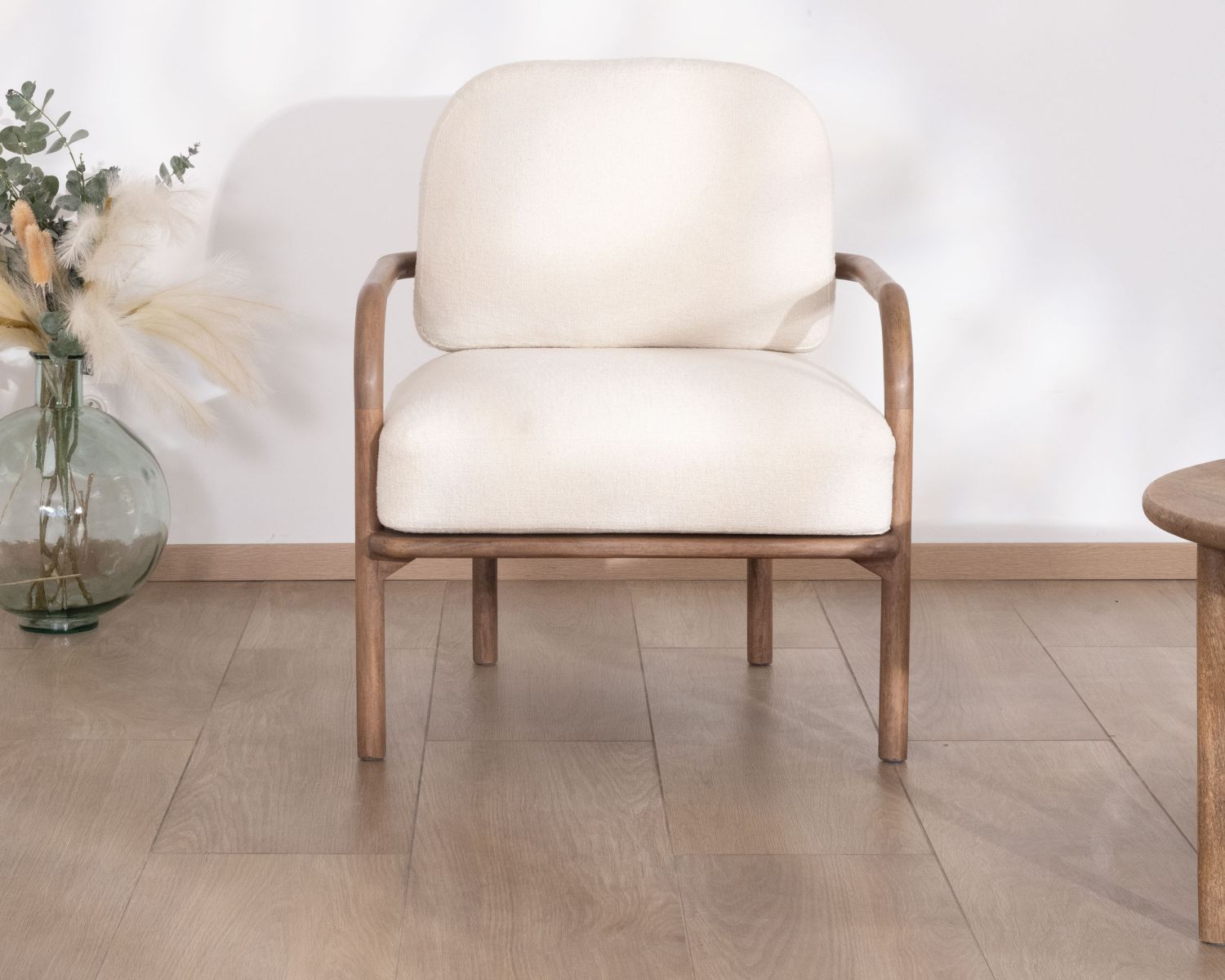 Sedia occasionale in stile retrò "Pio" in spugna ecrù