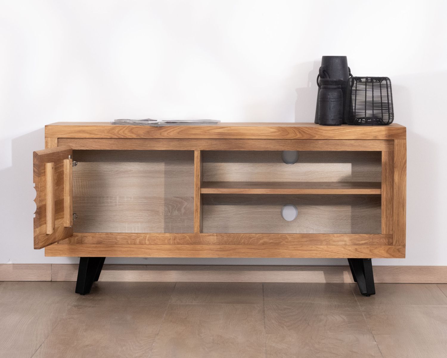 Porta TV in rovere oliato "Wave" da 117 cm con look zen contemporaneo