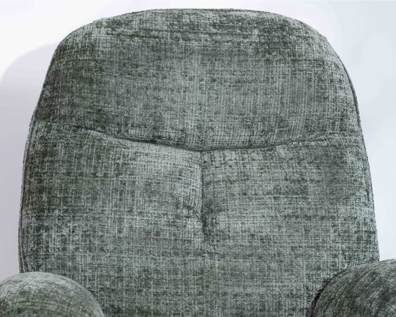 Poltrona girevole dal design retrò "Branson" in tessuto setoso verde salvia con poggiapiedi