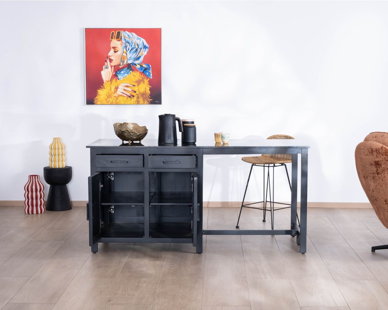 Isola cucina nera con zona pranzo "Grand Chef" in legno di mango e granito