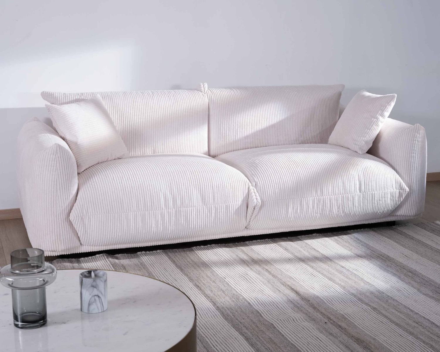 Divano retrò "Moon" a 3 posti in velluto bianco