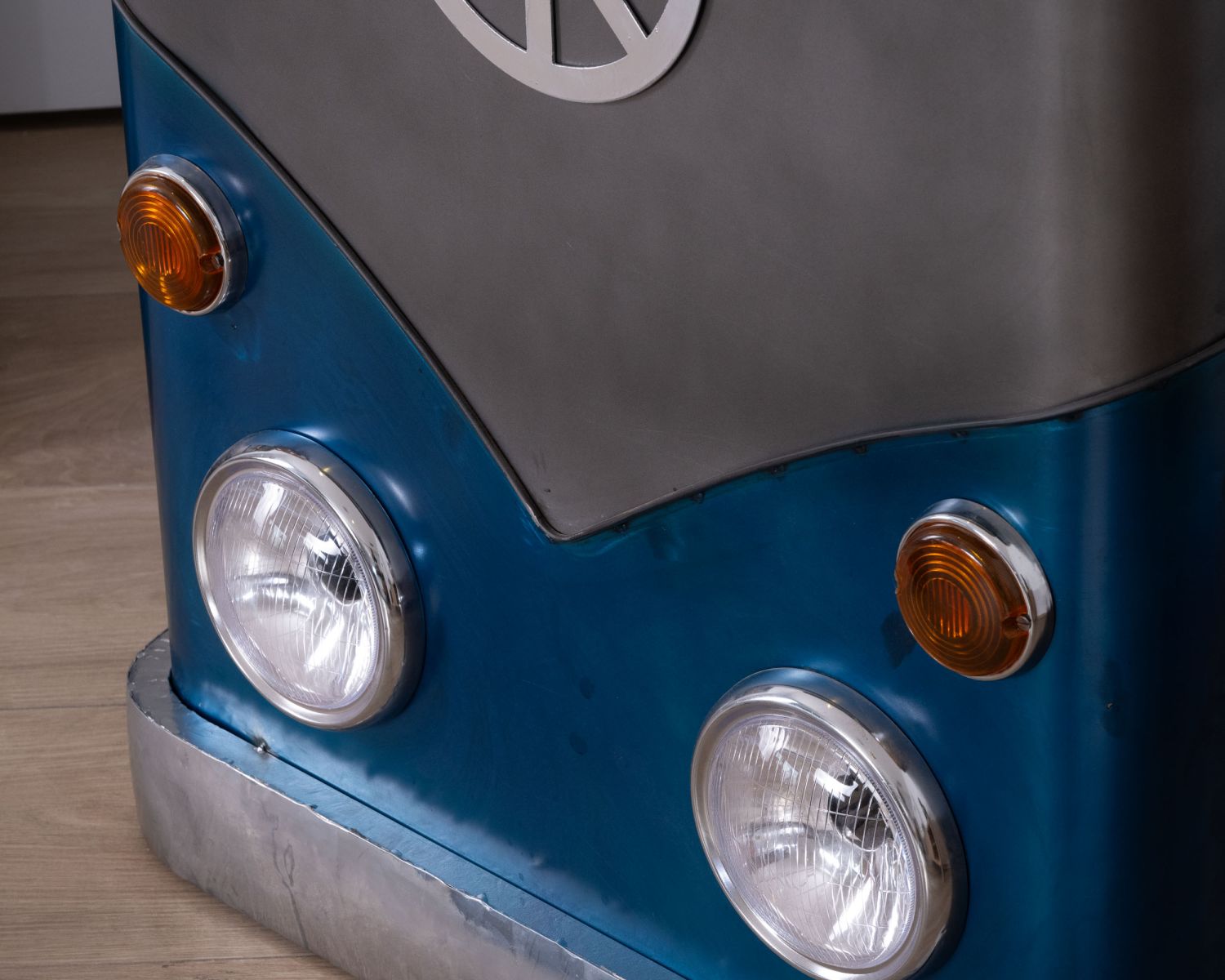 Banco bar anteriore per autobus "Crazy" in blu e grigio