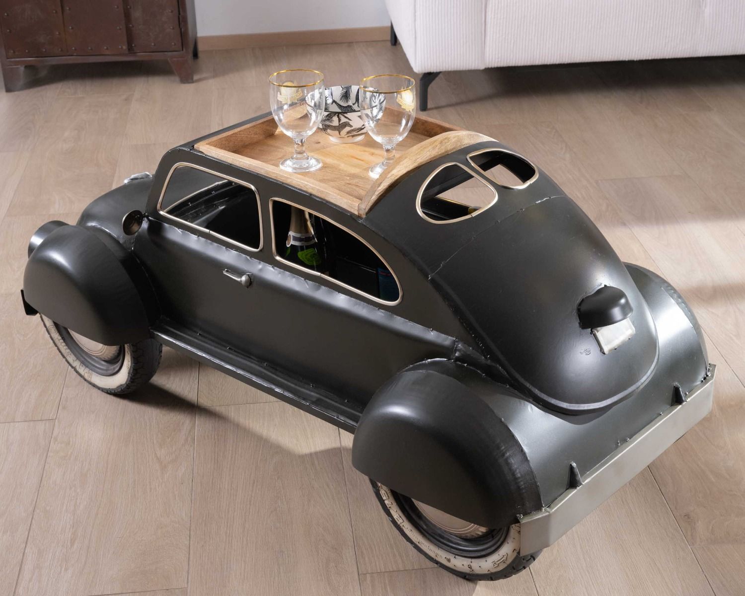 Tavolino vintage "Crazy" con auto verde scuro e piano in legno