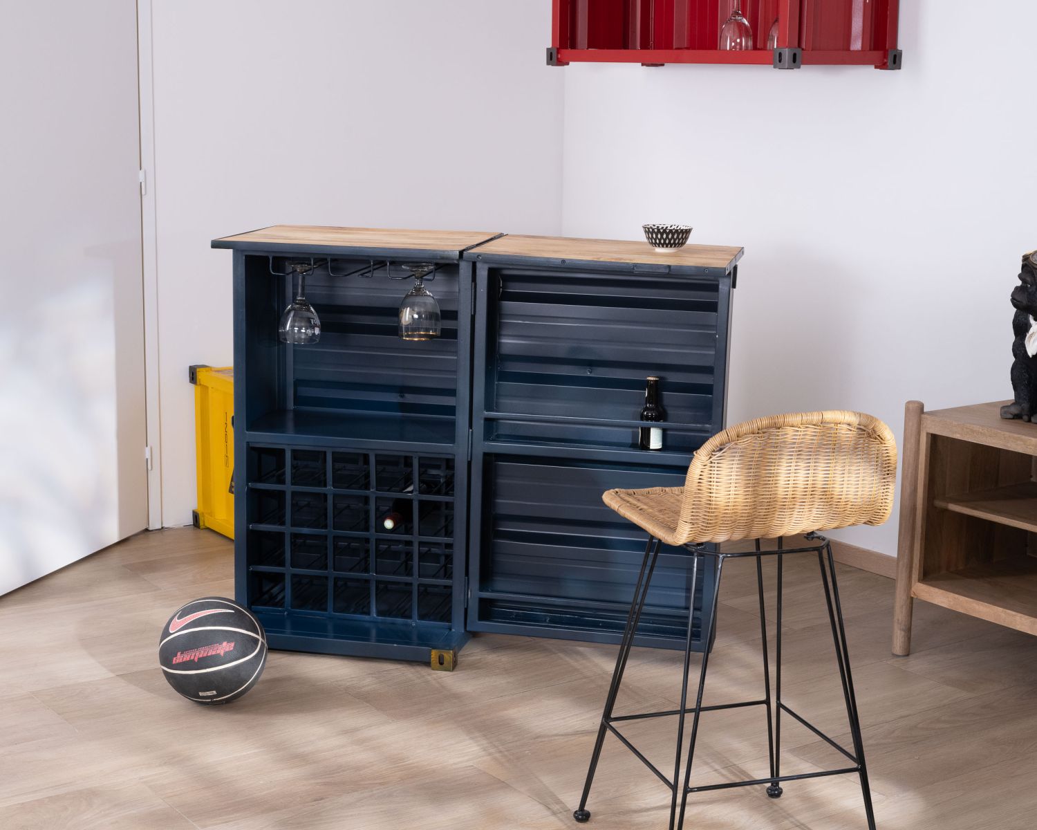 Unità bar modulare "Crazy" in stile container piccolo