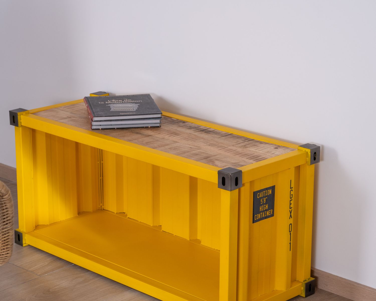 Scaffale per il riciclaggio giallo "Crazy" con piano in legno