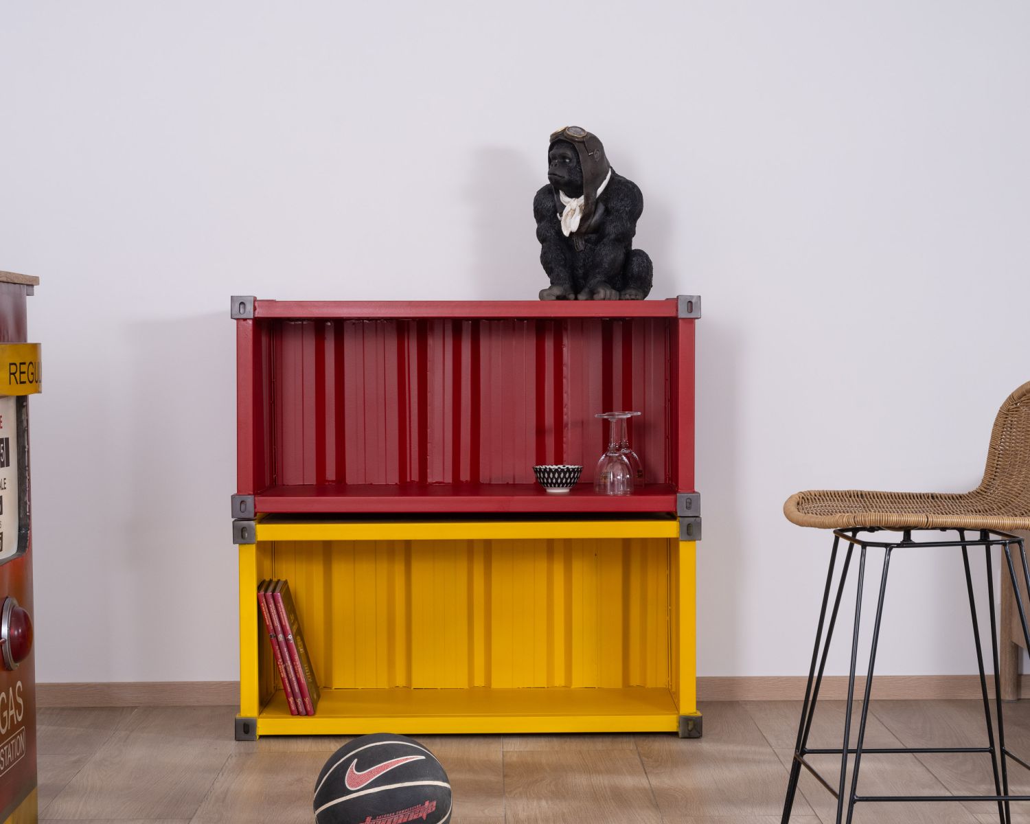 Scaffale per il riciclaggio giallo "Crazy" con piano in legno