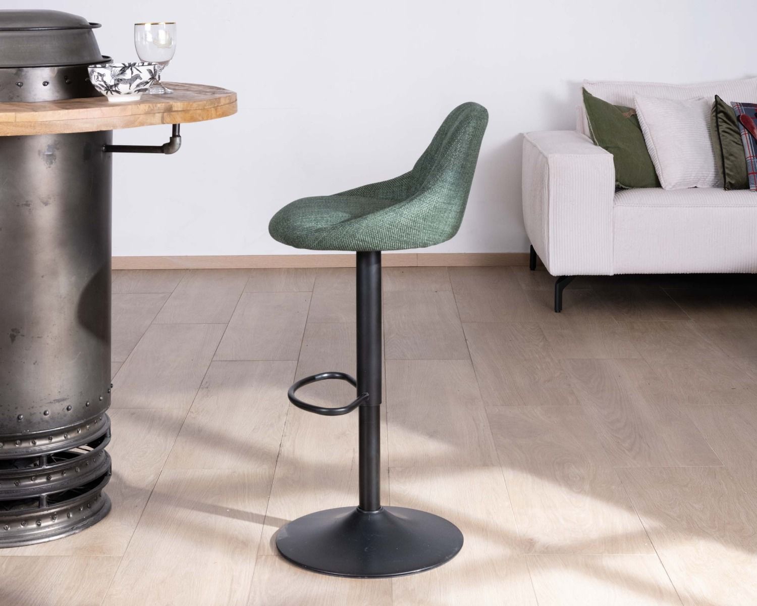 Set di 2 sedie da bar in tessuto kaki "O'Neal" regolabili in altezza con gambe in metallo nero