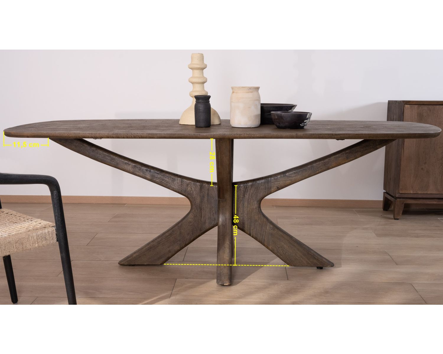 Tavolo da pranzo in legno di mango "Flow" 220 cm con gambe effetto ramo d'albero