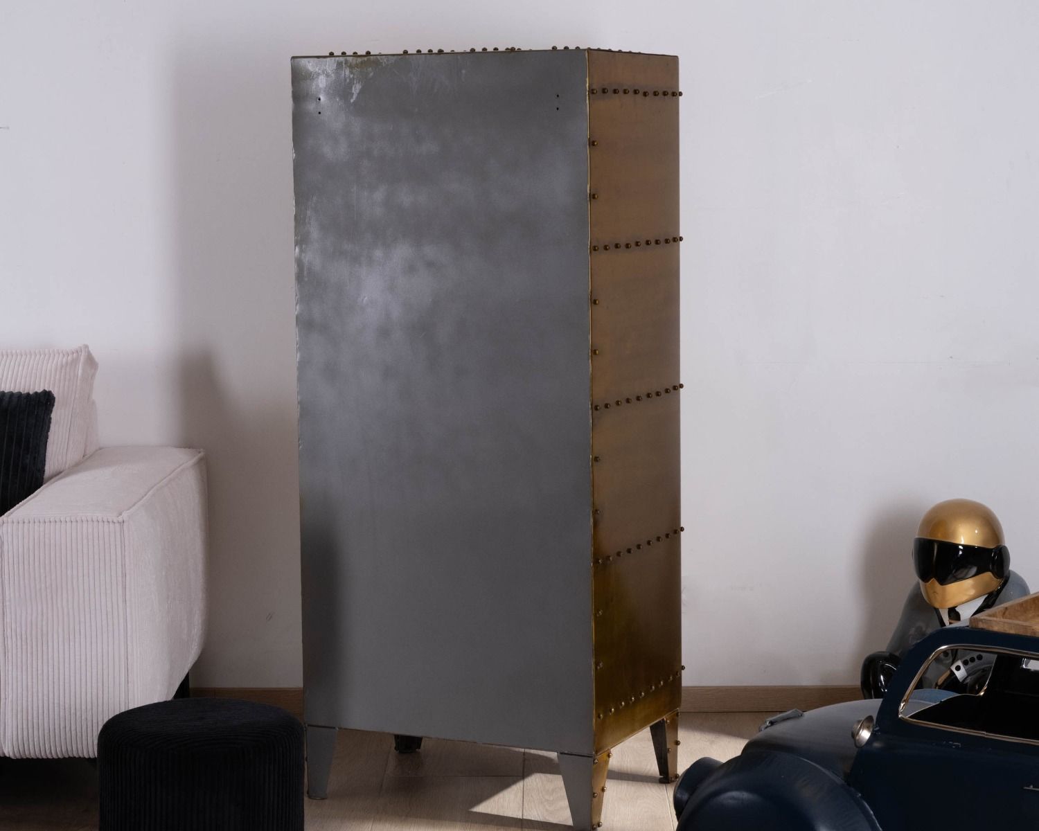 Portaoggetti "Crazy" dorato in stile cassaforte