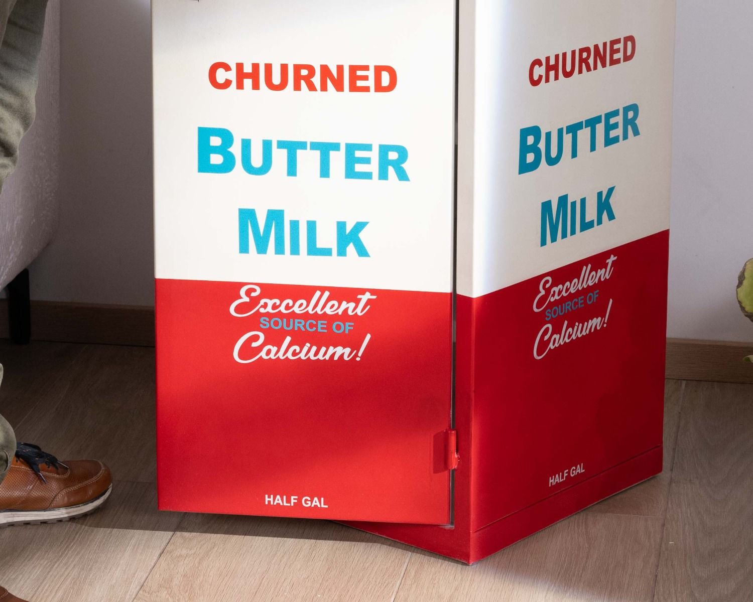 Contenitore originale Tetra Pack "Crazy" per la conservazione dei cartoni del latte