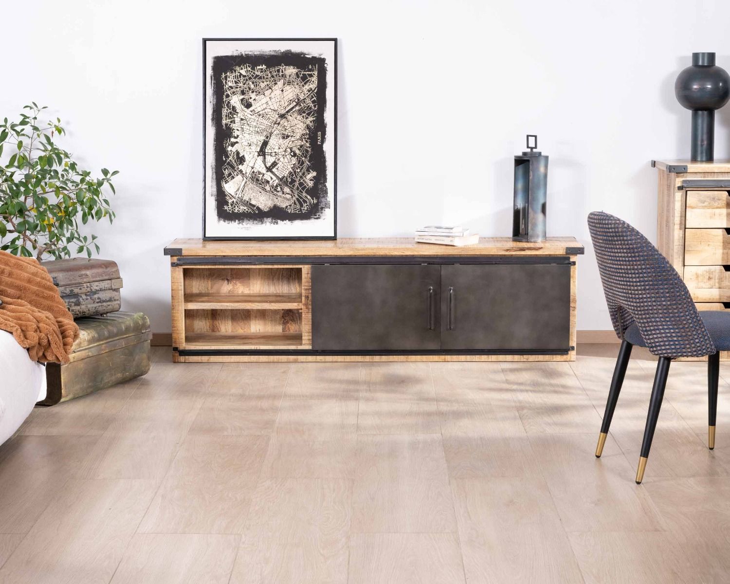 Porta TV ad ante scorrevoli in metallo e legno "Caractère" 160 cm