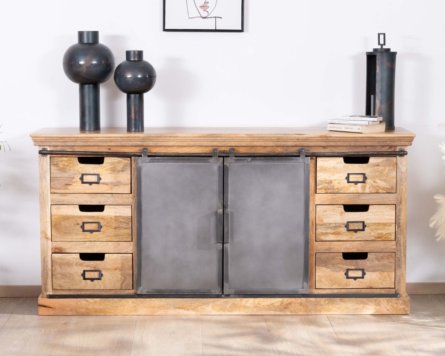 Credenza "Haden" in legno massiccio e metallo in stile industriale
