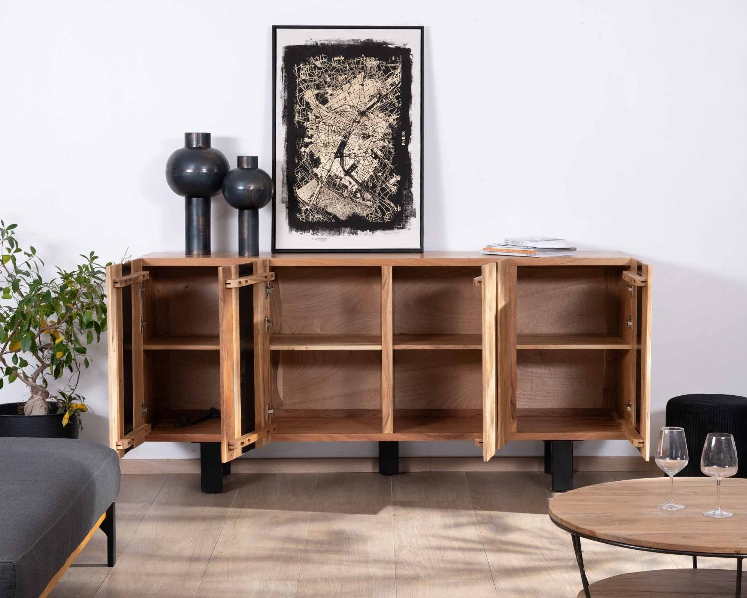 Grande credenza di 190 cm in legno massiccio di acacia e metallo nero dal design "Zen Black"