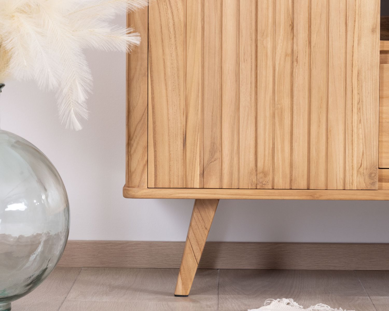 Mobiletto doppio in teak dal design retrò "Aloha" 140 cm