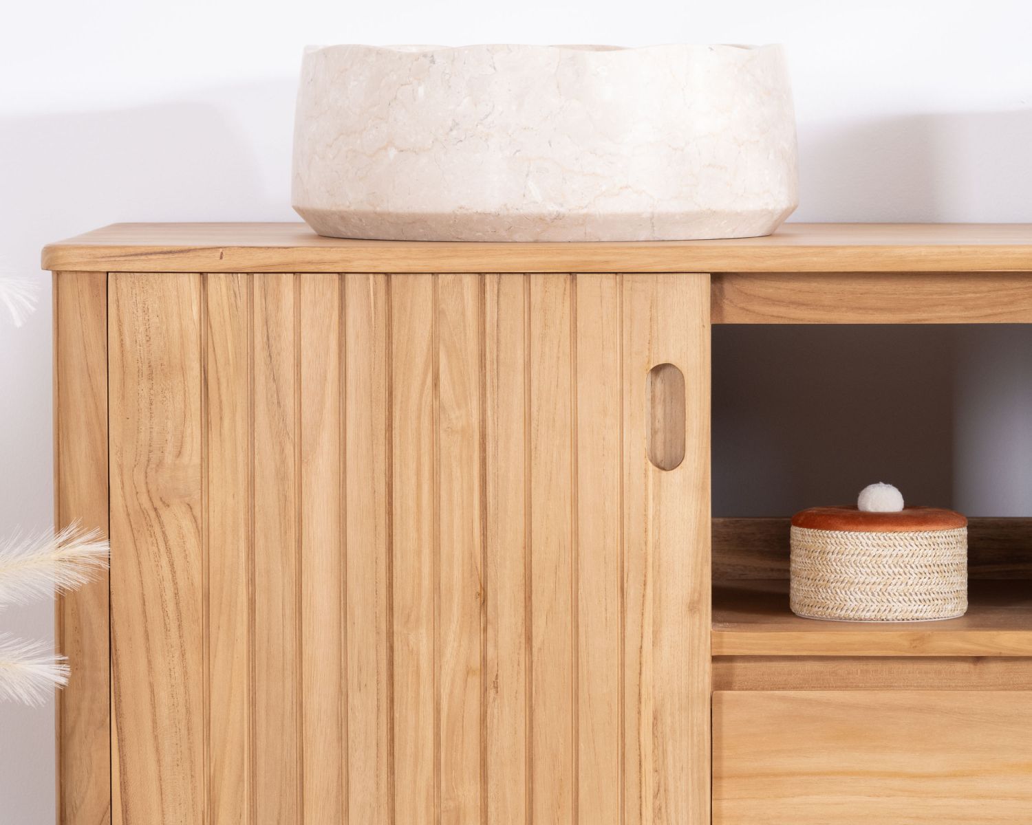 Mobiletto doppio in teak dal design retrò "Aloha" 140 cm