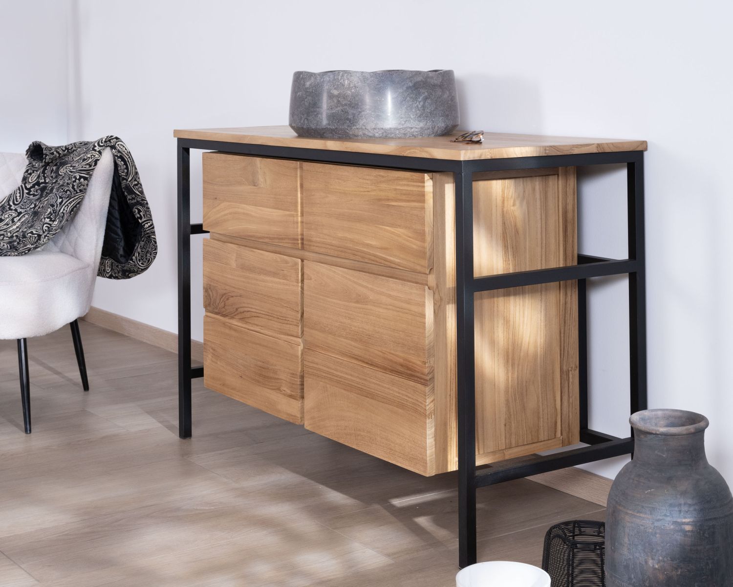 Mobile da 120 cm "Wavy" in teak contemporaneo con gambe di design in metallo