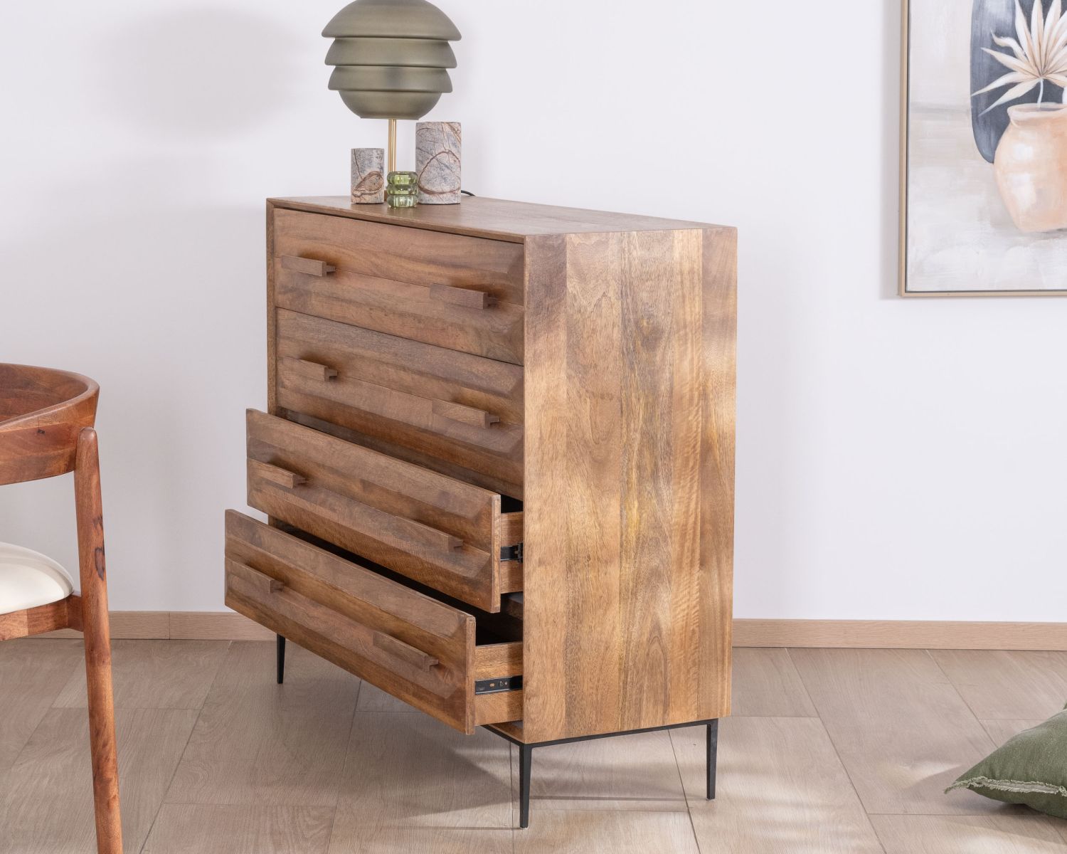 Cassettone a 4 cassetti "Presto" in legno di mango dallo stile retrò