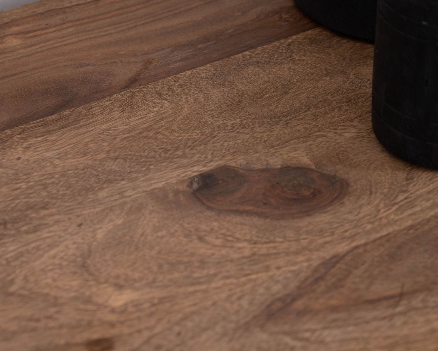 Credenza "Enoa" in palissandro e acacia con ripiani in vetro