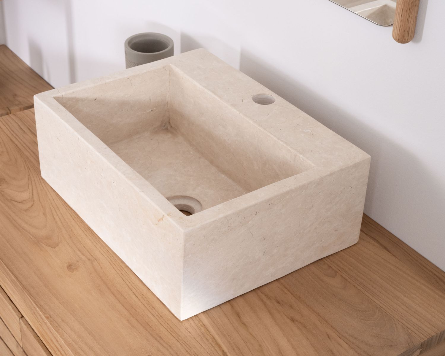Lavabo rettangolare "Stone" in marmo beige