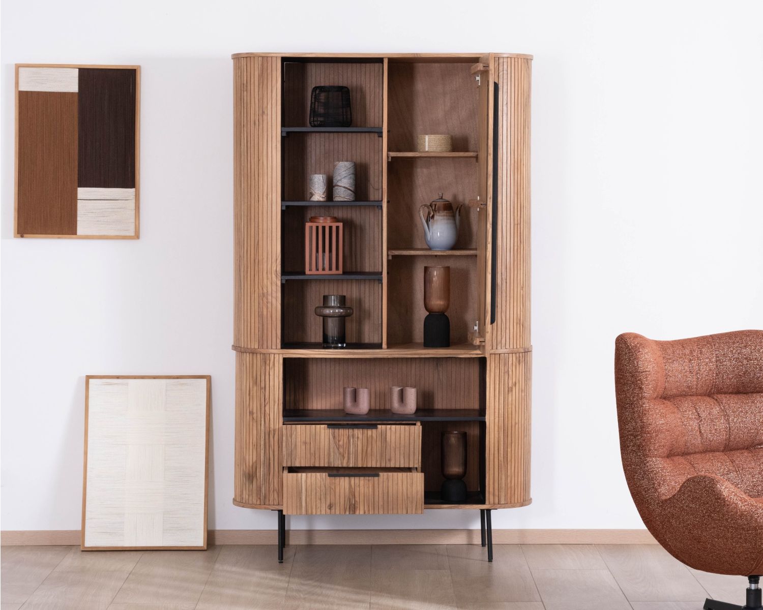 Colonna multiriparto dal design retrò in acacia "Bopee" con illuminazione a LED