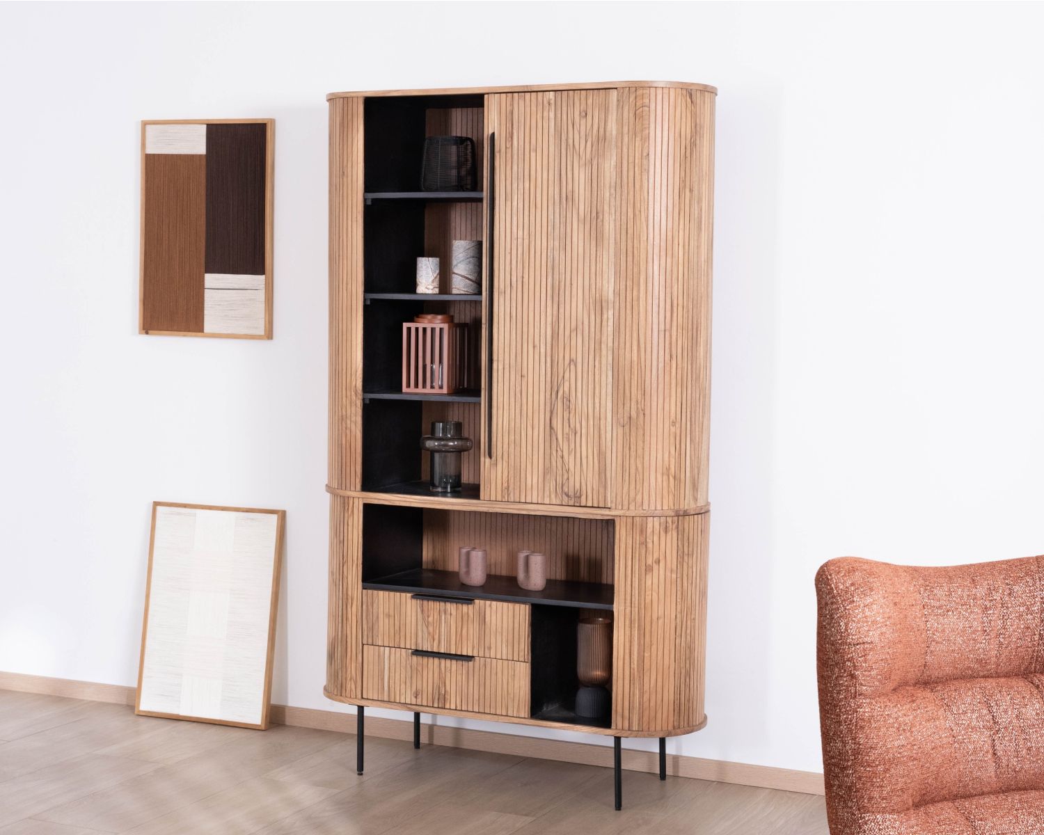 Colonna multiriparto dal design retrò in acacia "Bopee" con illuminazione a LED