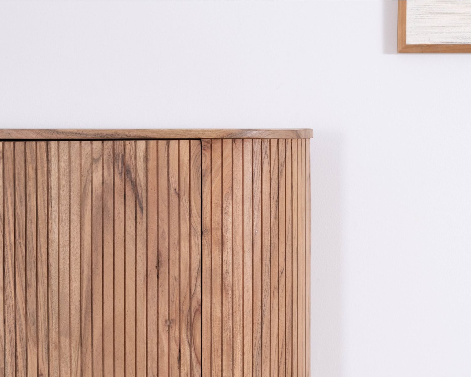 Contenitore dal design retrò "Bopee" con ripiani e illuminazione a LED