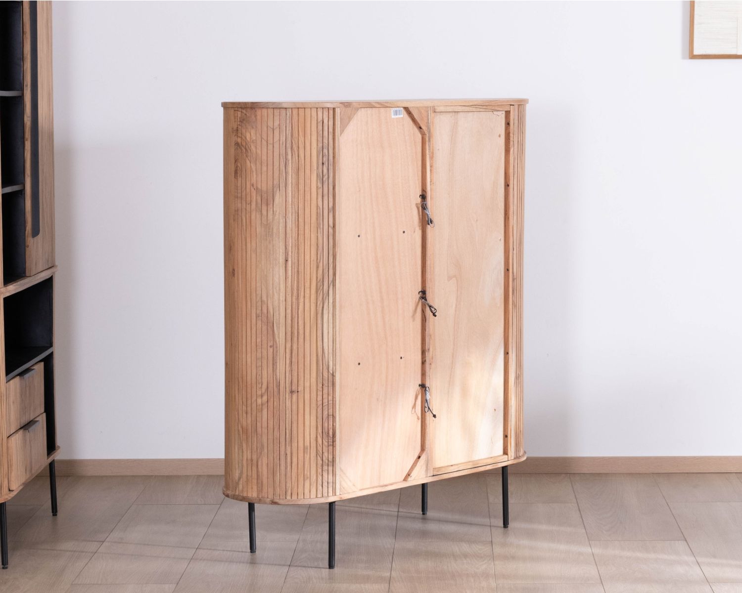 Contenitore dal design retrò "Bopee" con ripiani e illuminazione a LED