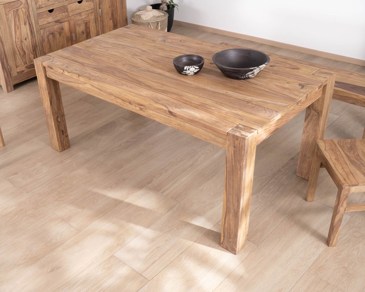 Tavolo da pranzo rettangolare "Kalanohé" in palissandro 160 cm