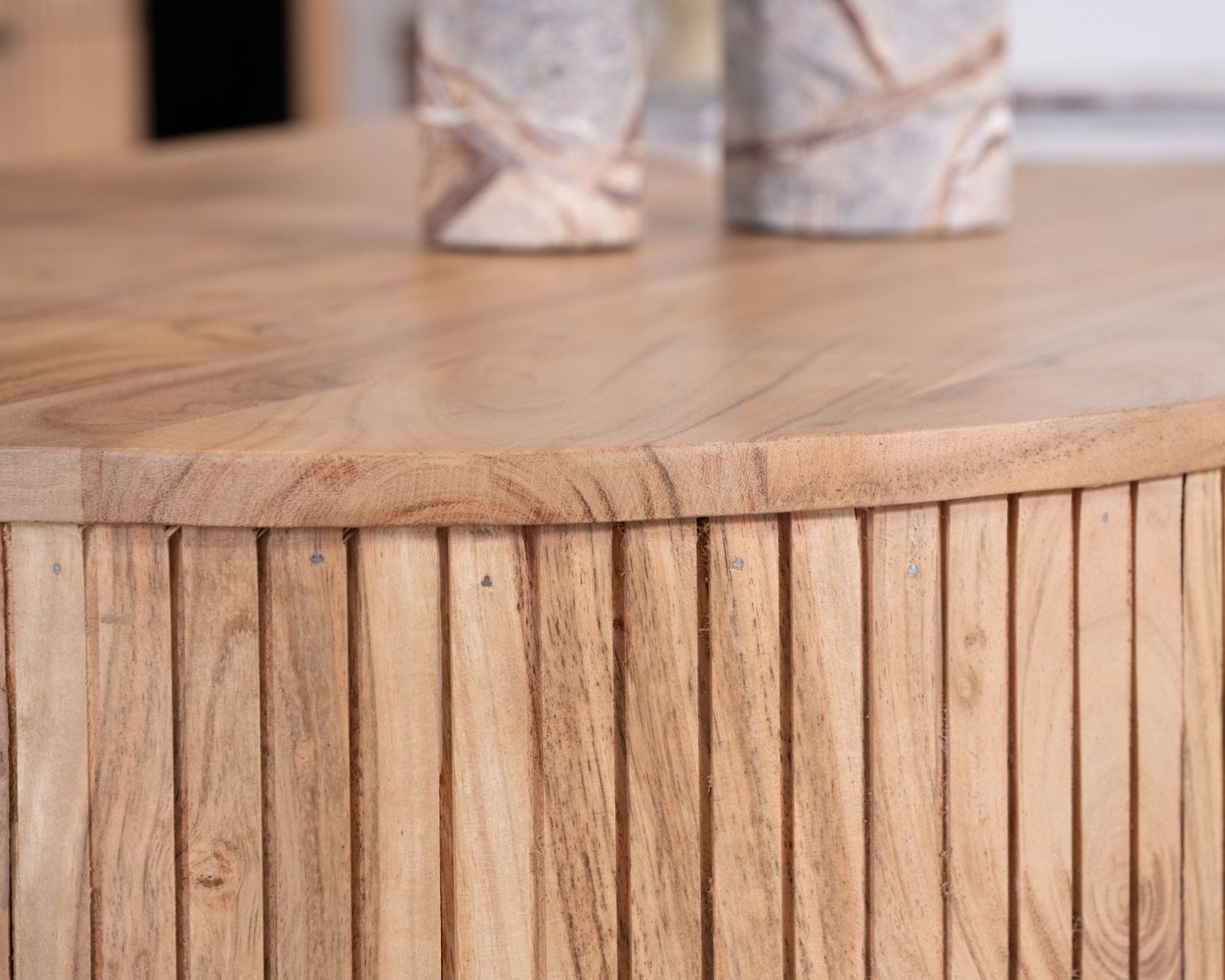 Tavolino ovale Newtro con grande cassetto trasversale "Bopee"