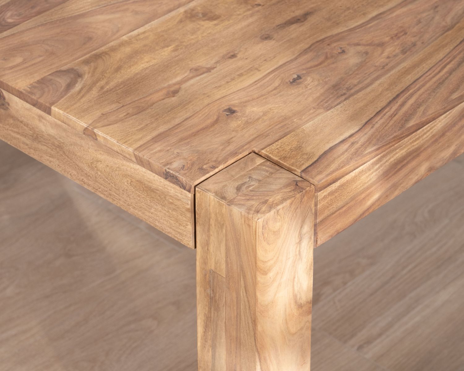 Tavolo da pranzo quadrato in palissandro "Kalanohé" 135 cm